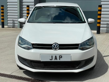 Used Volkswagen Polo 2014 for sale - 79364923: Photo