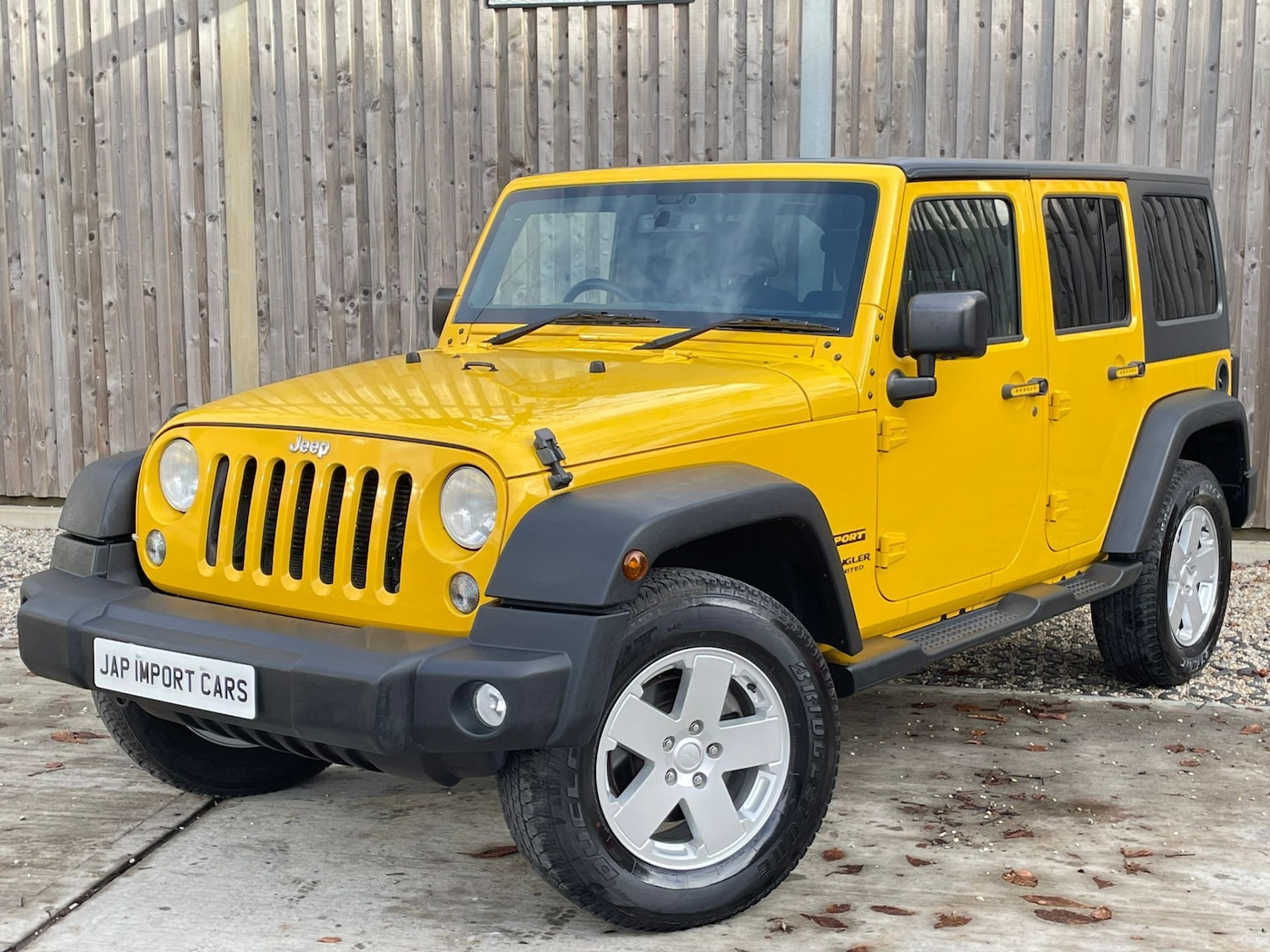Used Jeep Wrangler 2015 for sale - 76626600: Photo 3