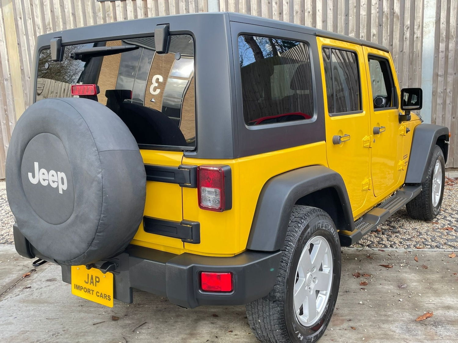 Used Jeep Wrangler 2015 for sale - 76626600: Photo 4