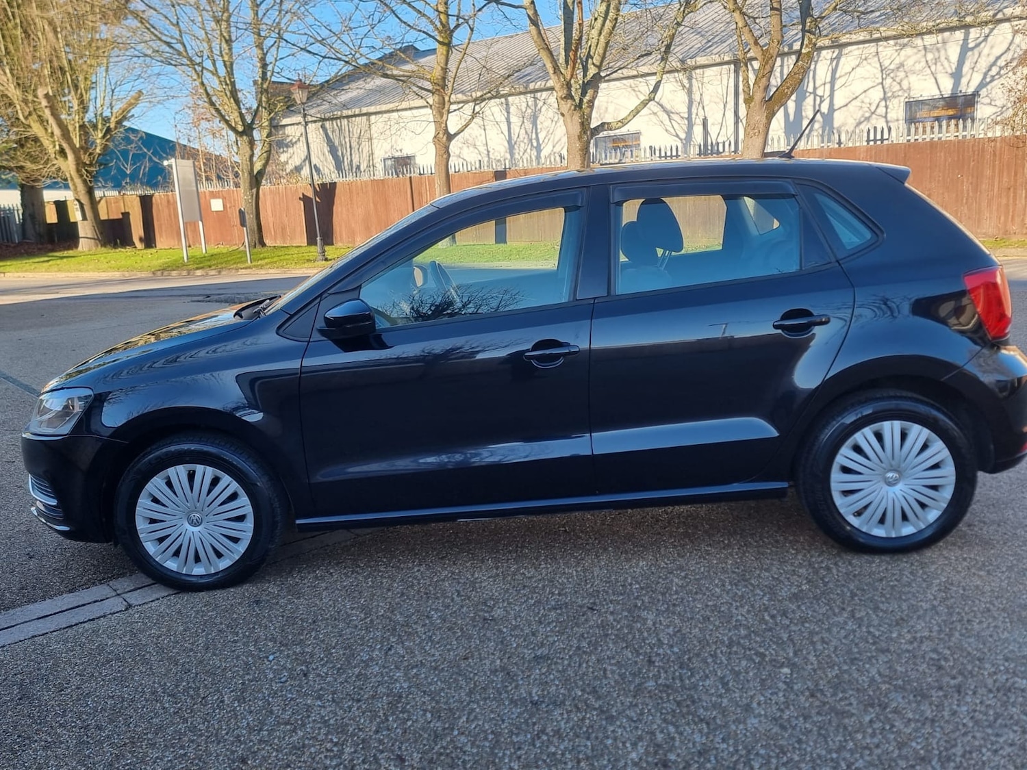 Used Volkswagen Polo 2014 for sale - 76758949: Photo 3