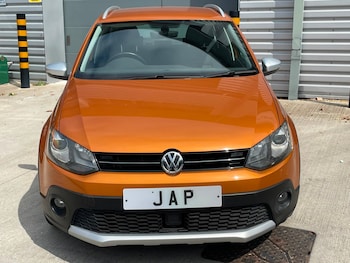 Used Volkswagen Polo 2014 for sale - 79367246: Photo