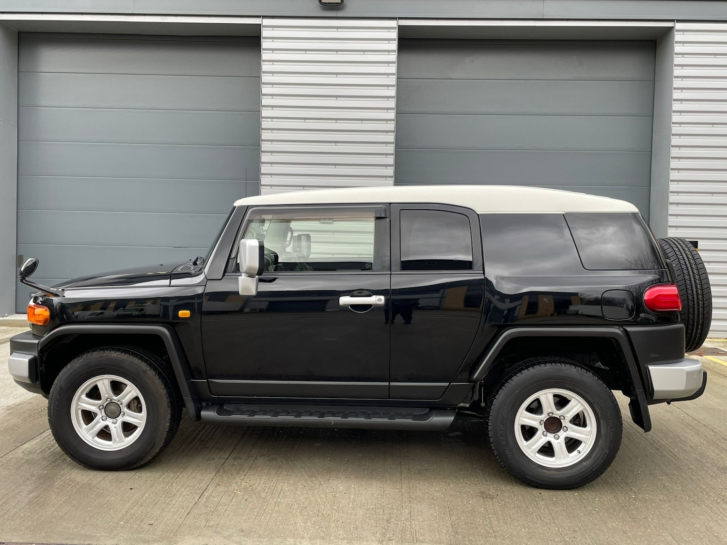 Used Toyota FJ Cruiser 2012 for sale - 76626440: Photo 7