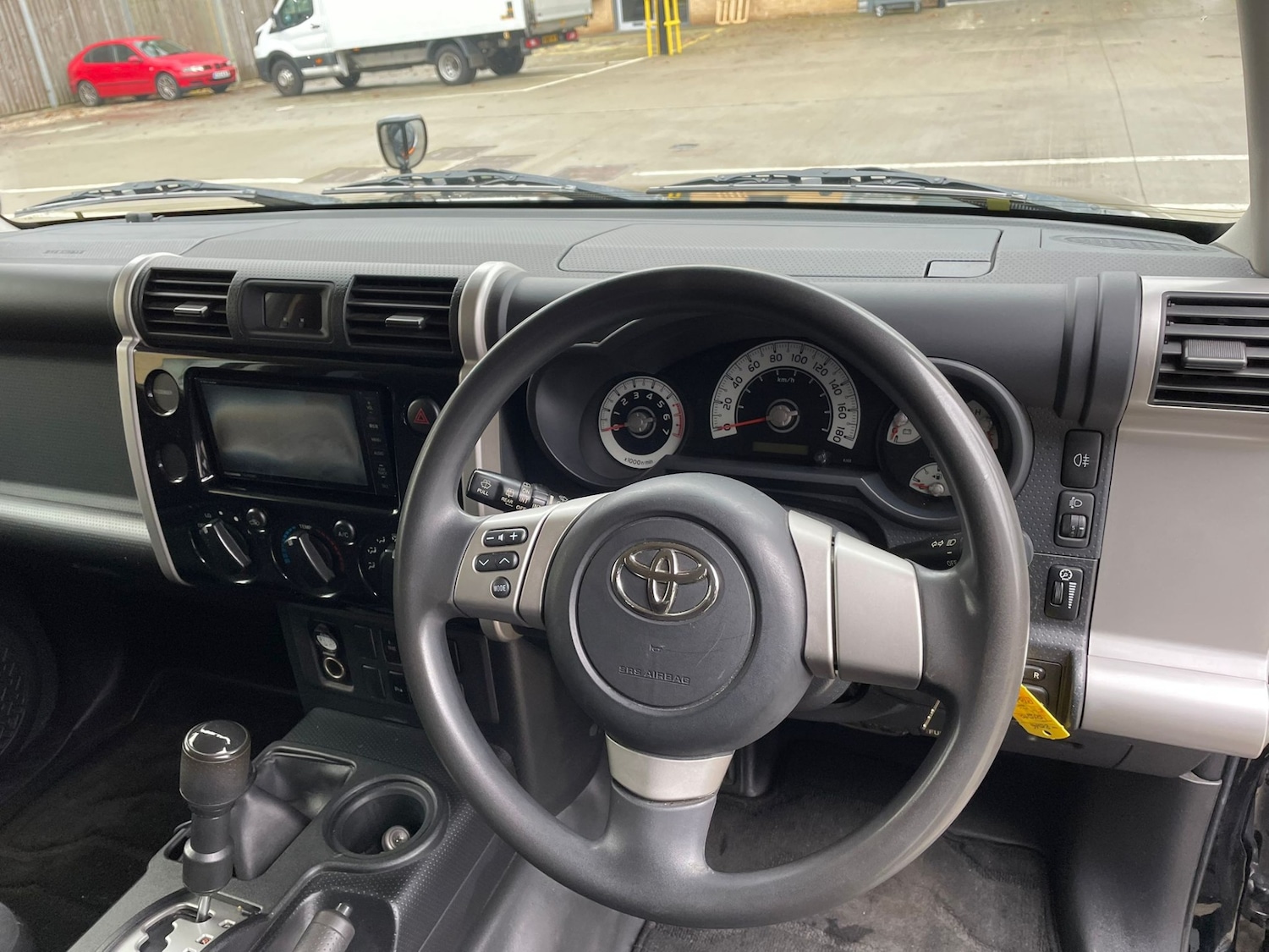 Used Toyota FJ Cruiser 2012 for sale - 76626440: Photo 8