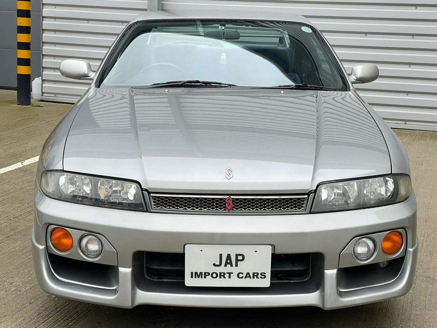 Used Nissan Skyline 1998 for sale - 77357051: Photo 2