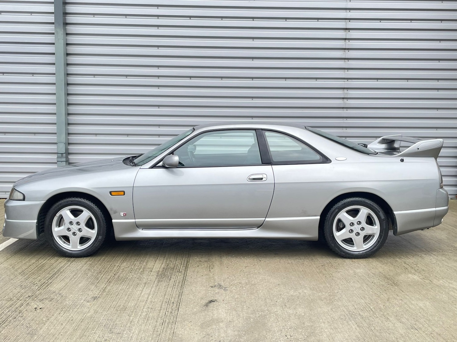 Used Nissan Skyline 1998 for sale - 77357051: Photo 7
