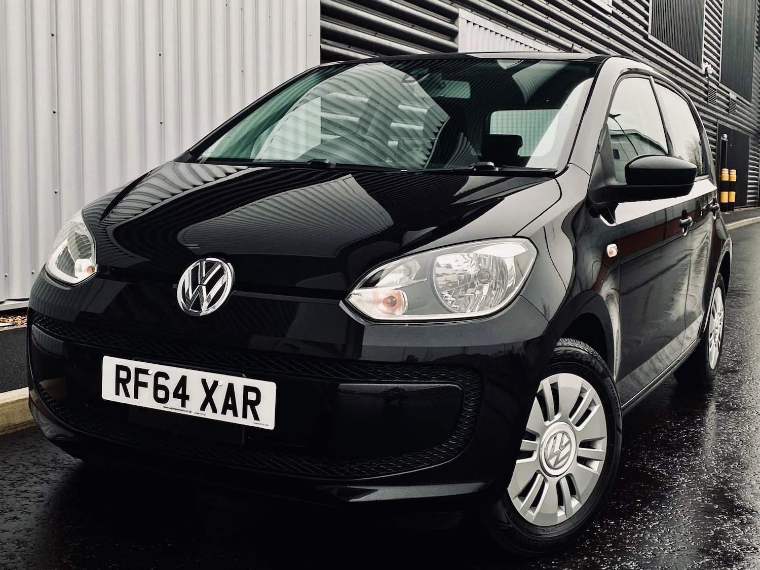 Used Volkswagen up! 2025 for sale - 77022750: Photo 4