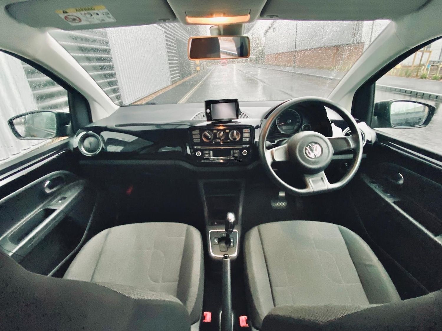 Used Volkswagen up! 2025 for sale - 77022750: Photo 46