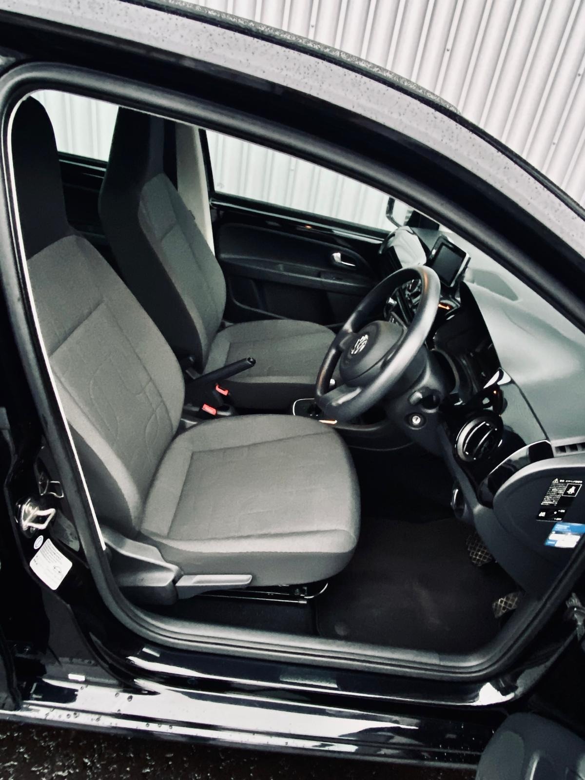 Used Volkswagen up! 2025 for sale - 77022750: Photo 52