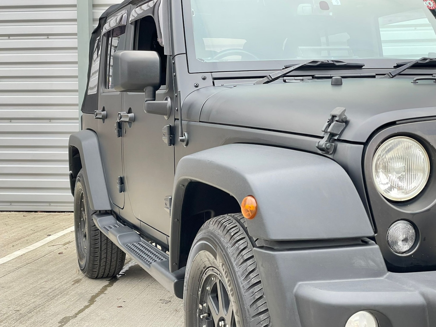 Used Jeep Wrangler 2016 for sale - 77261703: Photo 4