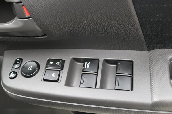 Used Honda Stepwagon 2012 for sale - 71609105: Photo 14
