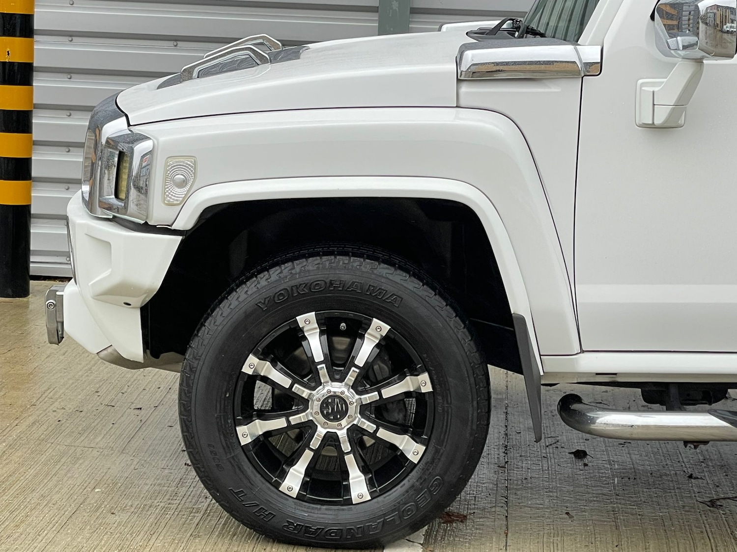 Used Hummer H2 2009 for sale - 76846744: Photo 8