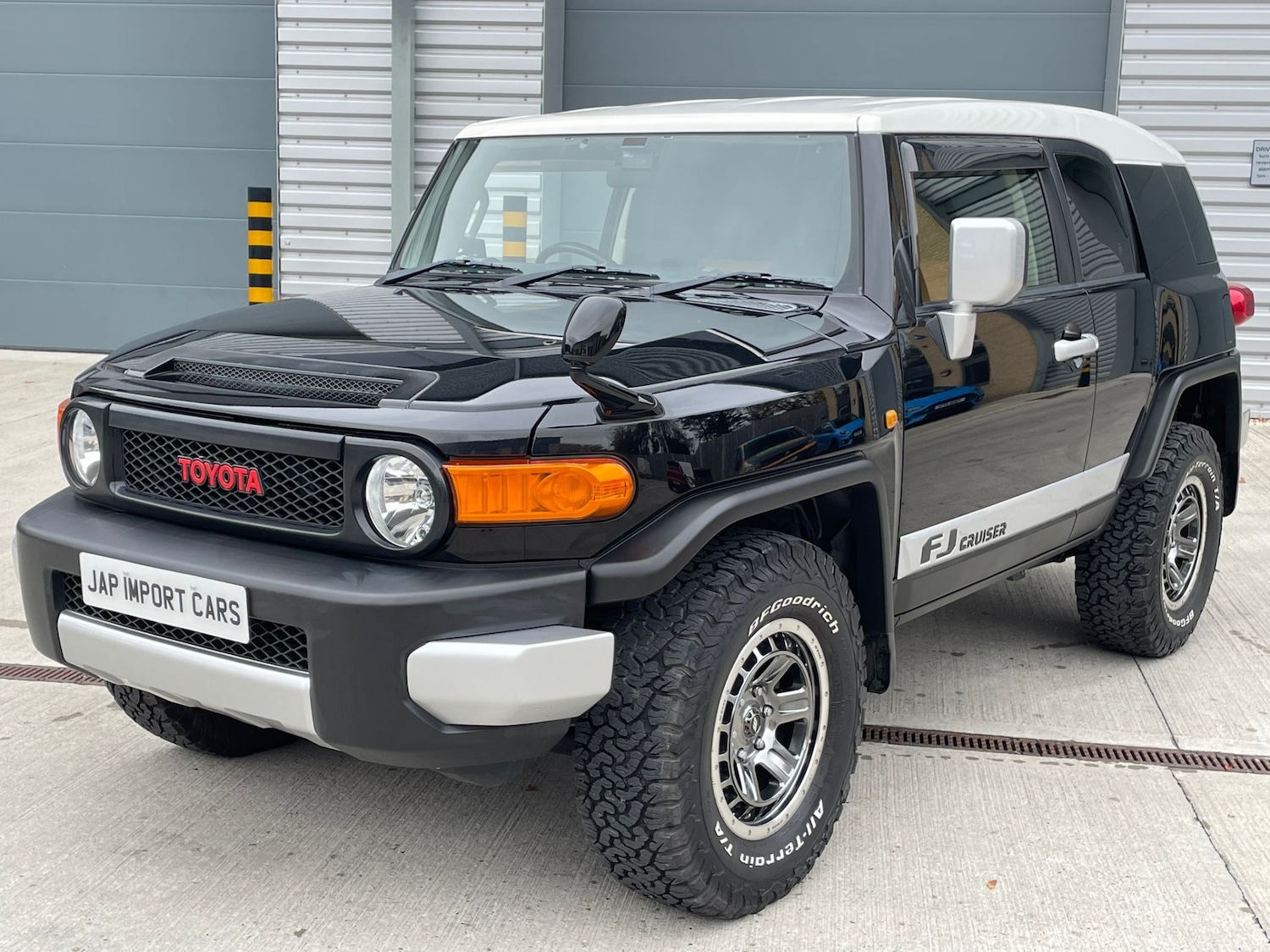 Used Toyota FJ Cruiser 2014 for sale - 76882130: Photo 12