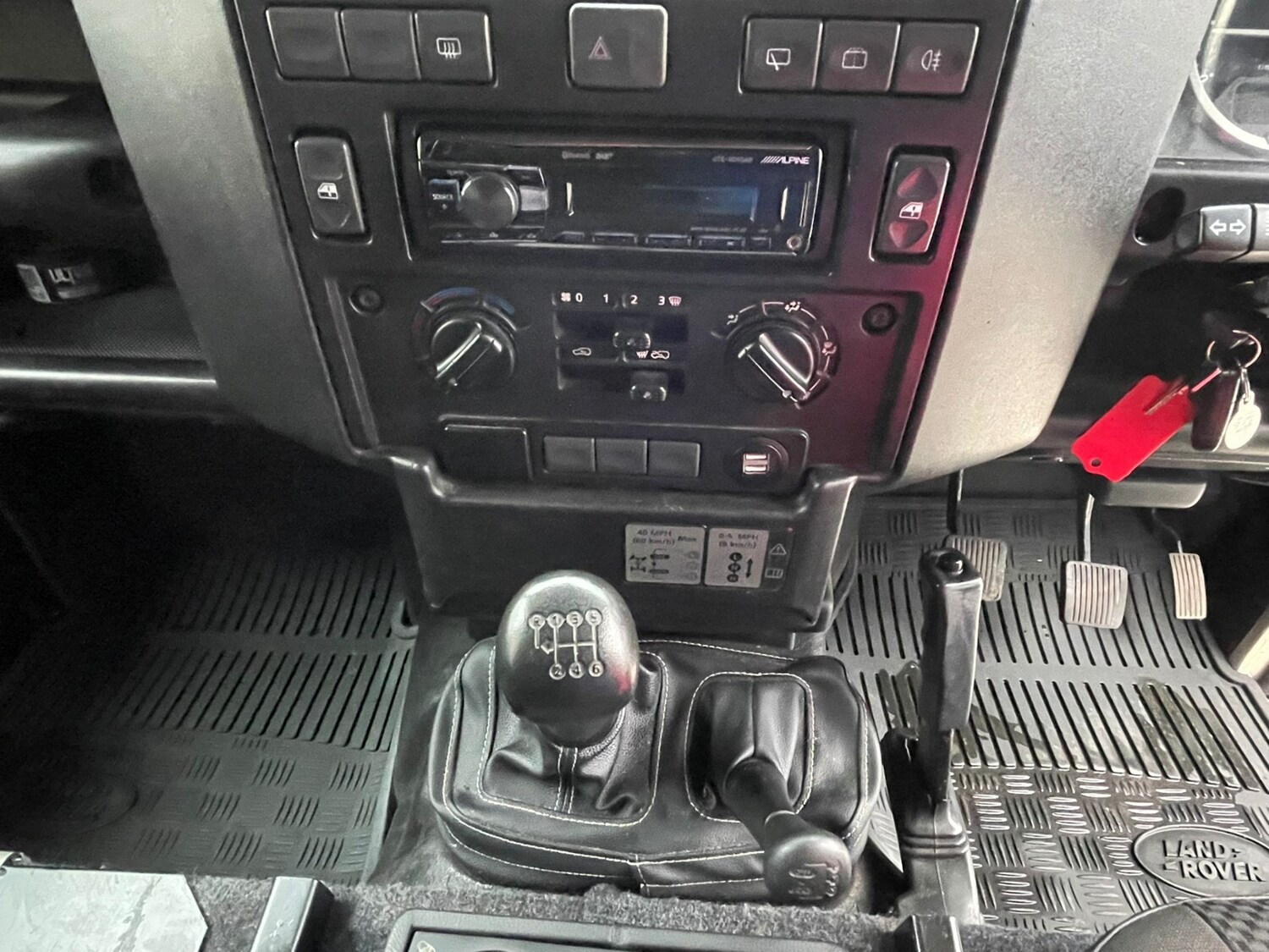 Used Land Rover Defender 2008 for sale - 76626471: Photo 23