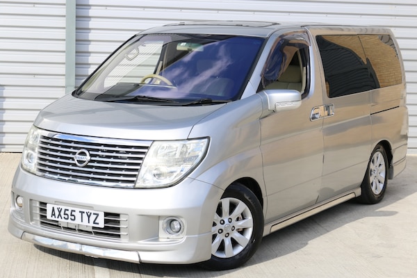 Used Nissan Elgrand 2021 for sale - 72322873: Photo 5