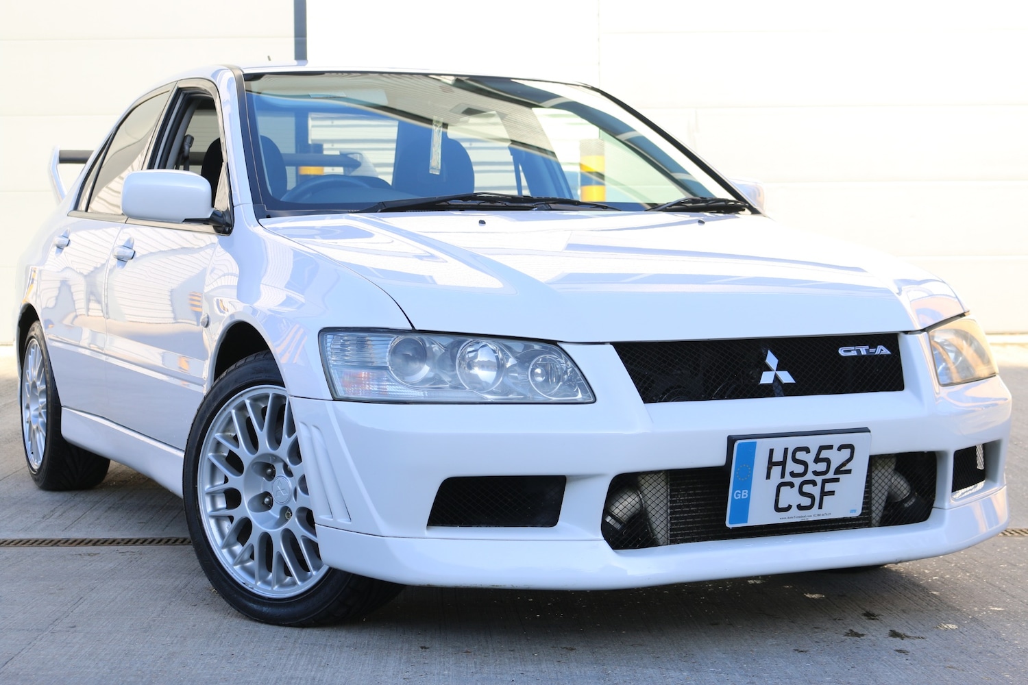 Used Mitsubishi Lancer 2002 for sale - 76891560: Photo 1