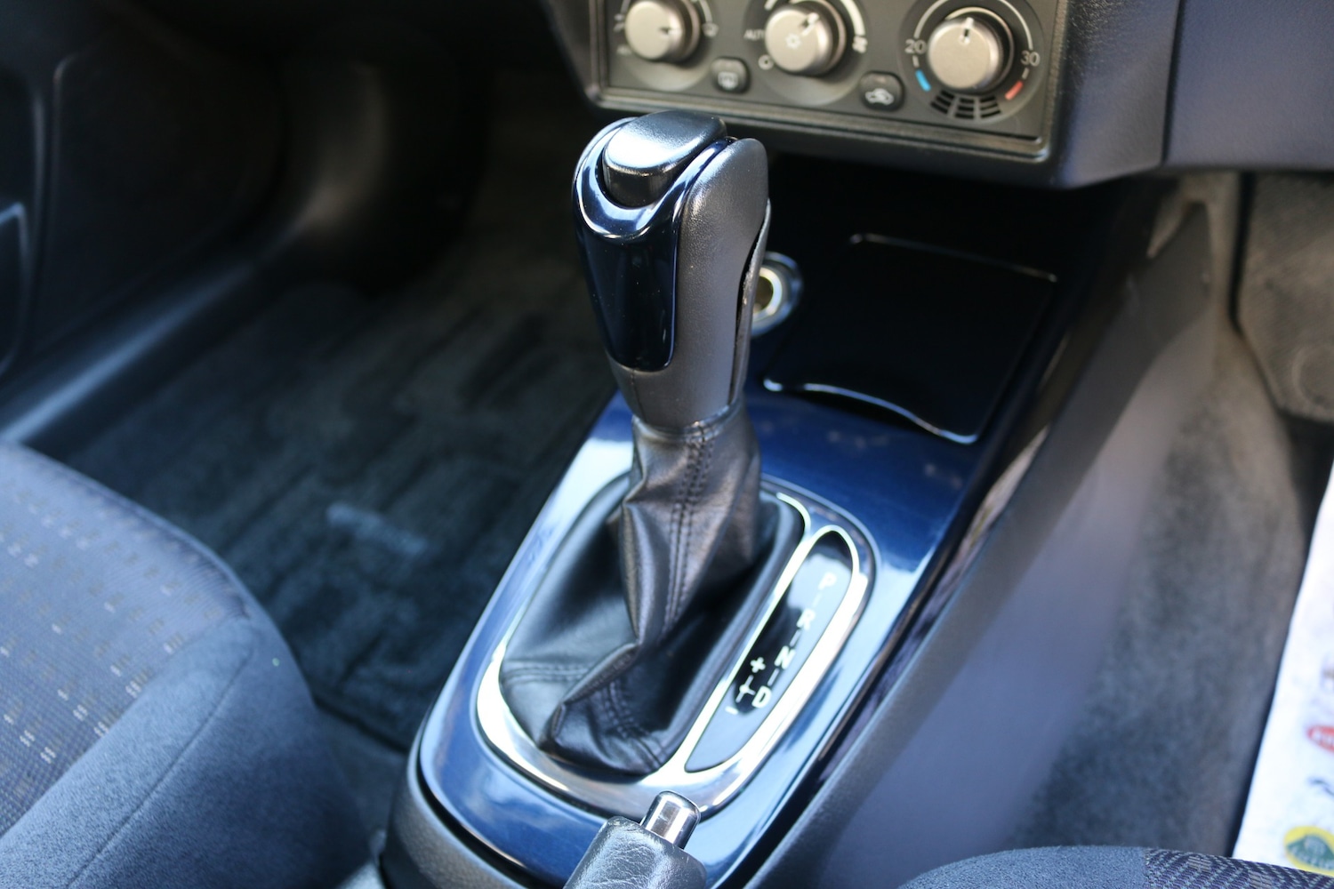 Used Mitsubishi Lancer 2002 for sale - 76891560: Photo 15