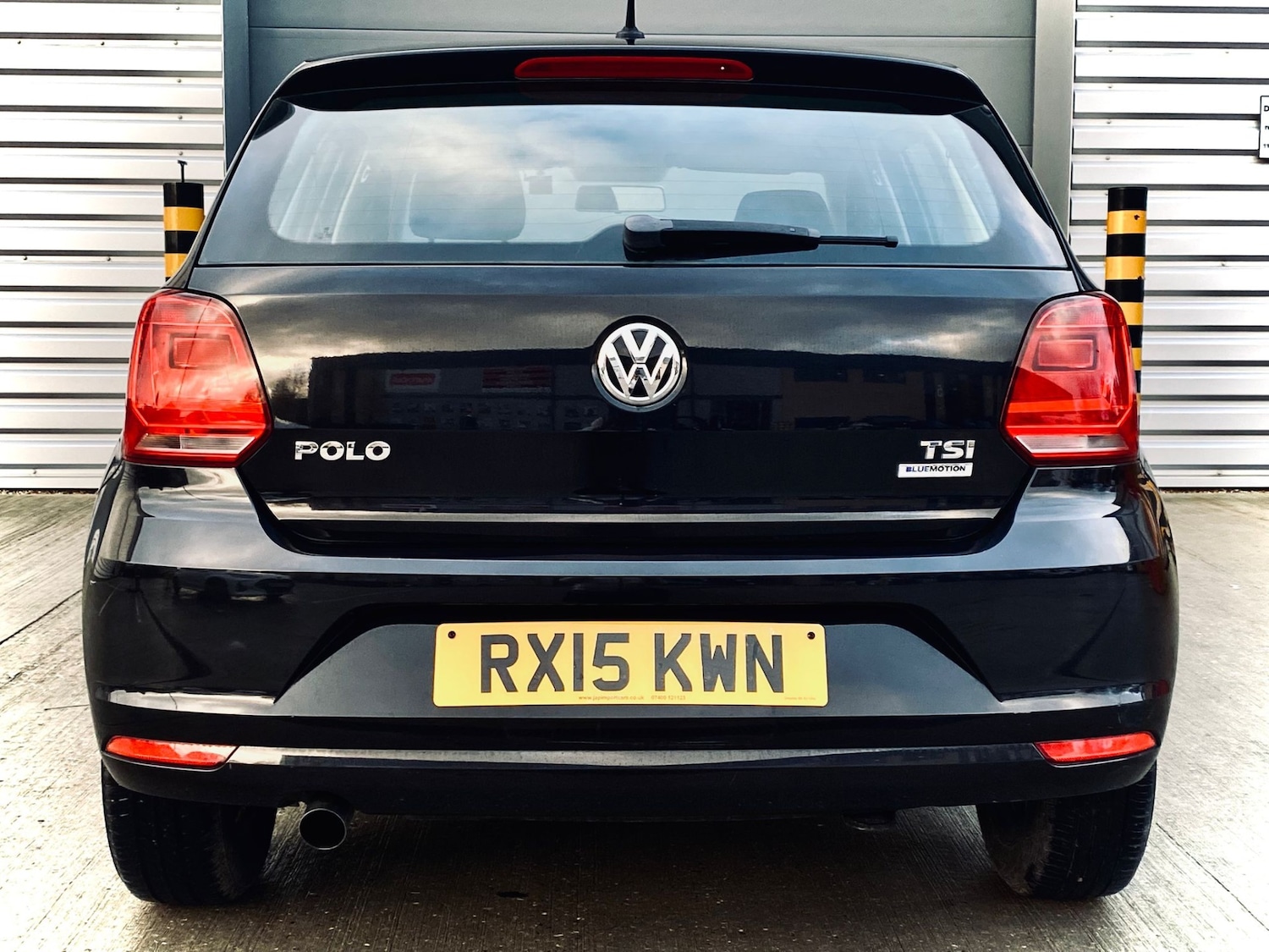 Used Volkswagen Polo 2015 for sale - 76941674: Photo 12