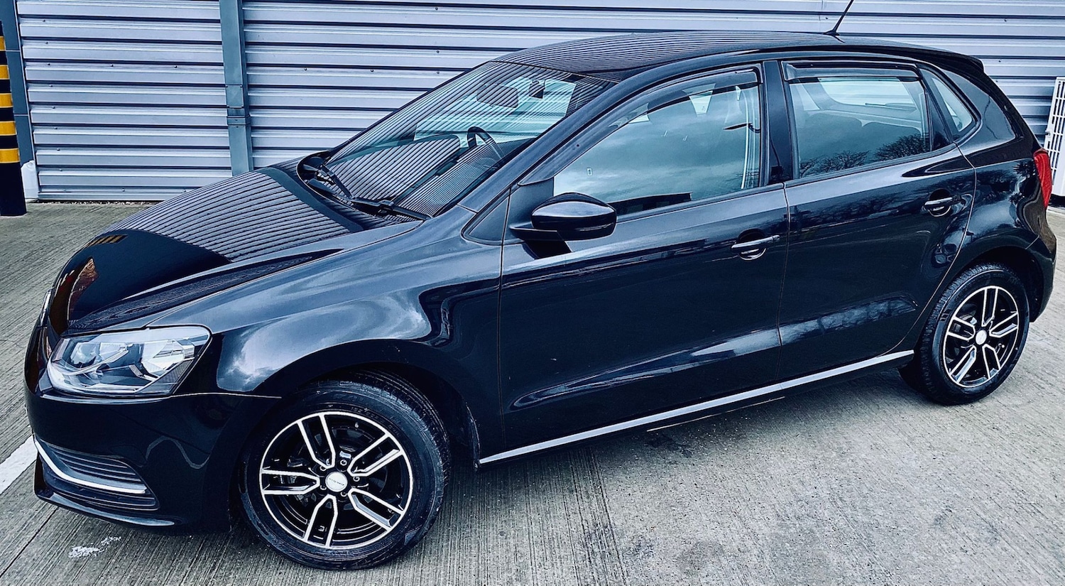 Used Volkswagen Polo 2015 for sale - 76941674: Photo 23