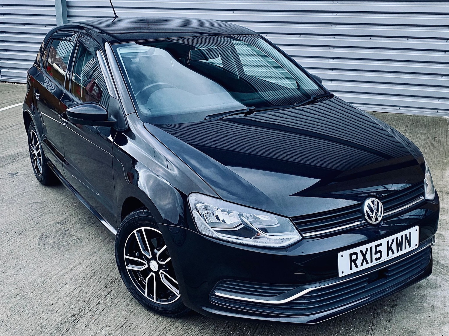 Used Volkswagen Polo 2015 for sale - 76941674: Photo 33