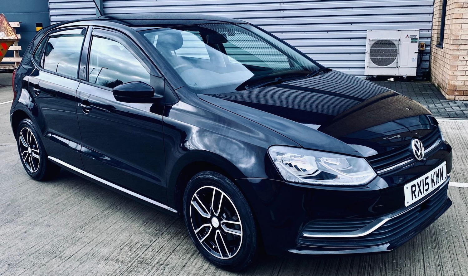 Used Volkswagen Polo 2015 for sale - 76941674: Photo 37