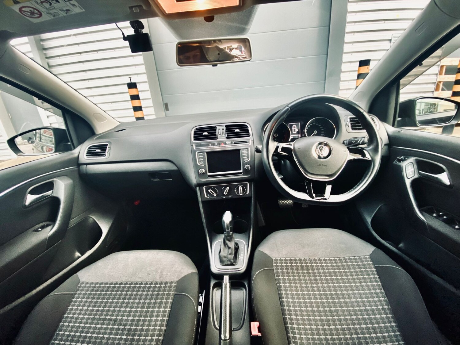 Used Volkswagen Polo 2015 for sale - 76941674: Photo 39