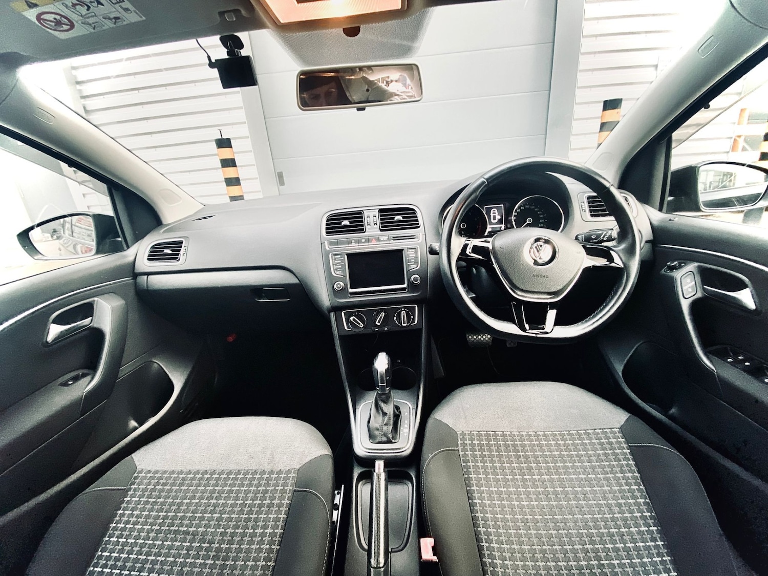 Used Volkswagen Polo 2015 for sale - 76941674: Photo 5