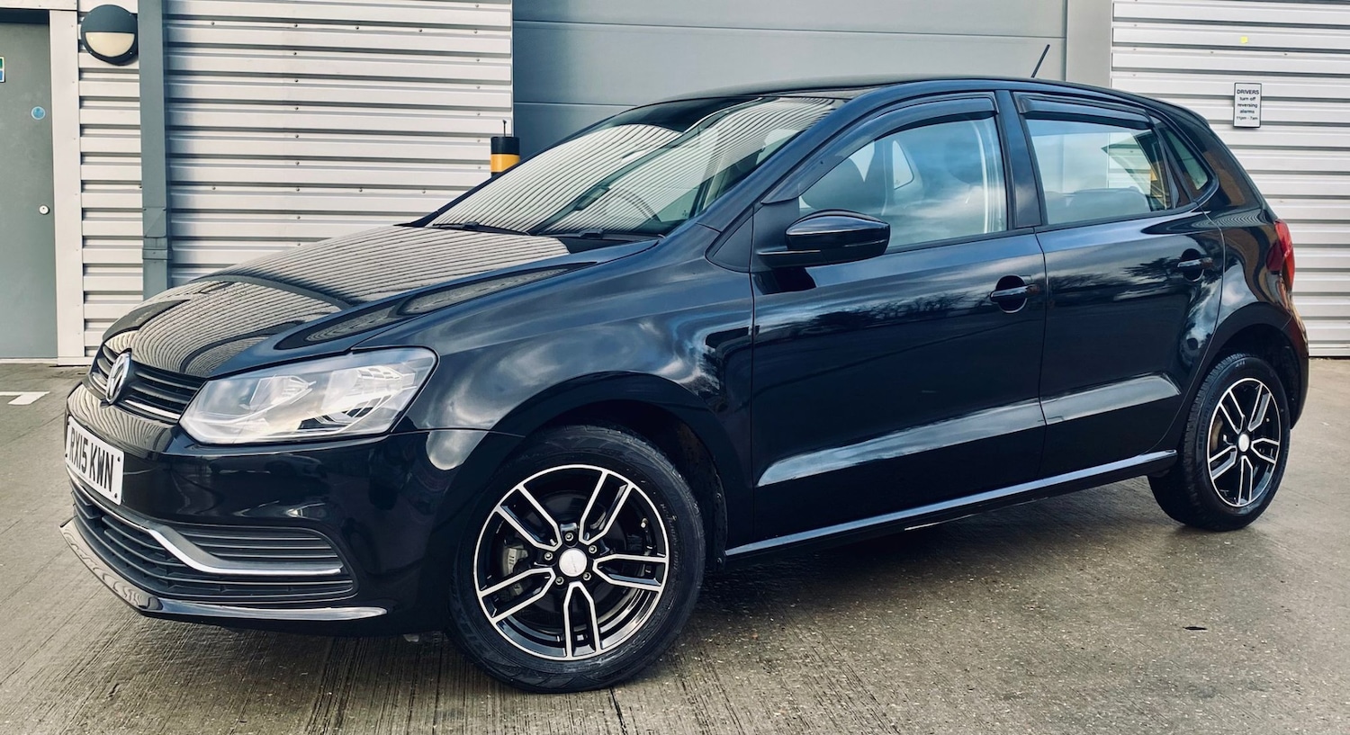 Used Volkswagen Polo 2015 for sale - 76941674: Photo 66