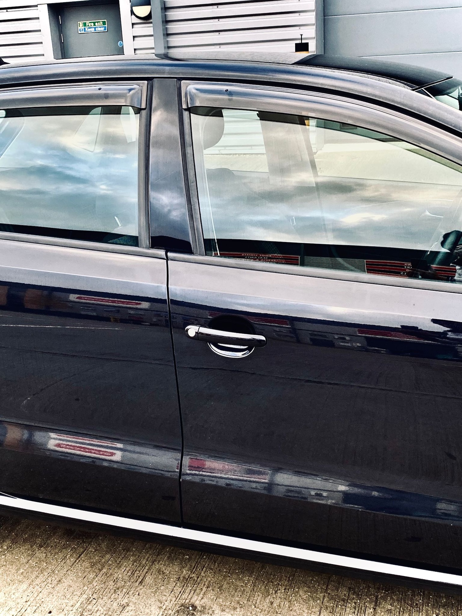 Used Volkswagen Polo 2015 for sale - 76941674: Photo 71