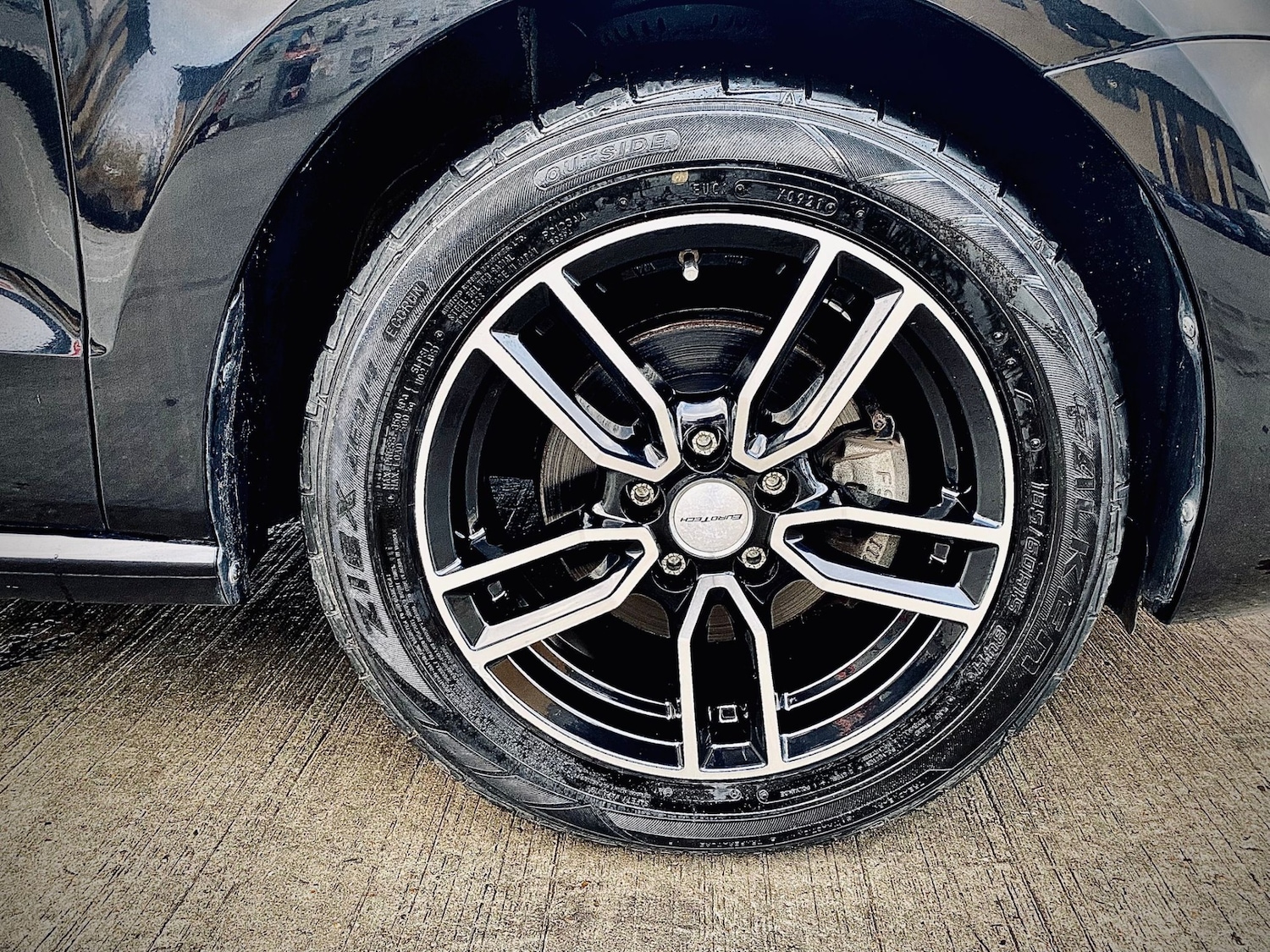 Used Volkswagen Polo 2015 for sale - 76941674: Photo 79