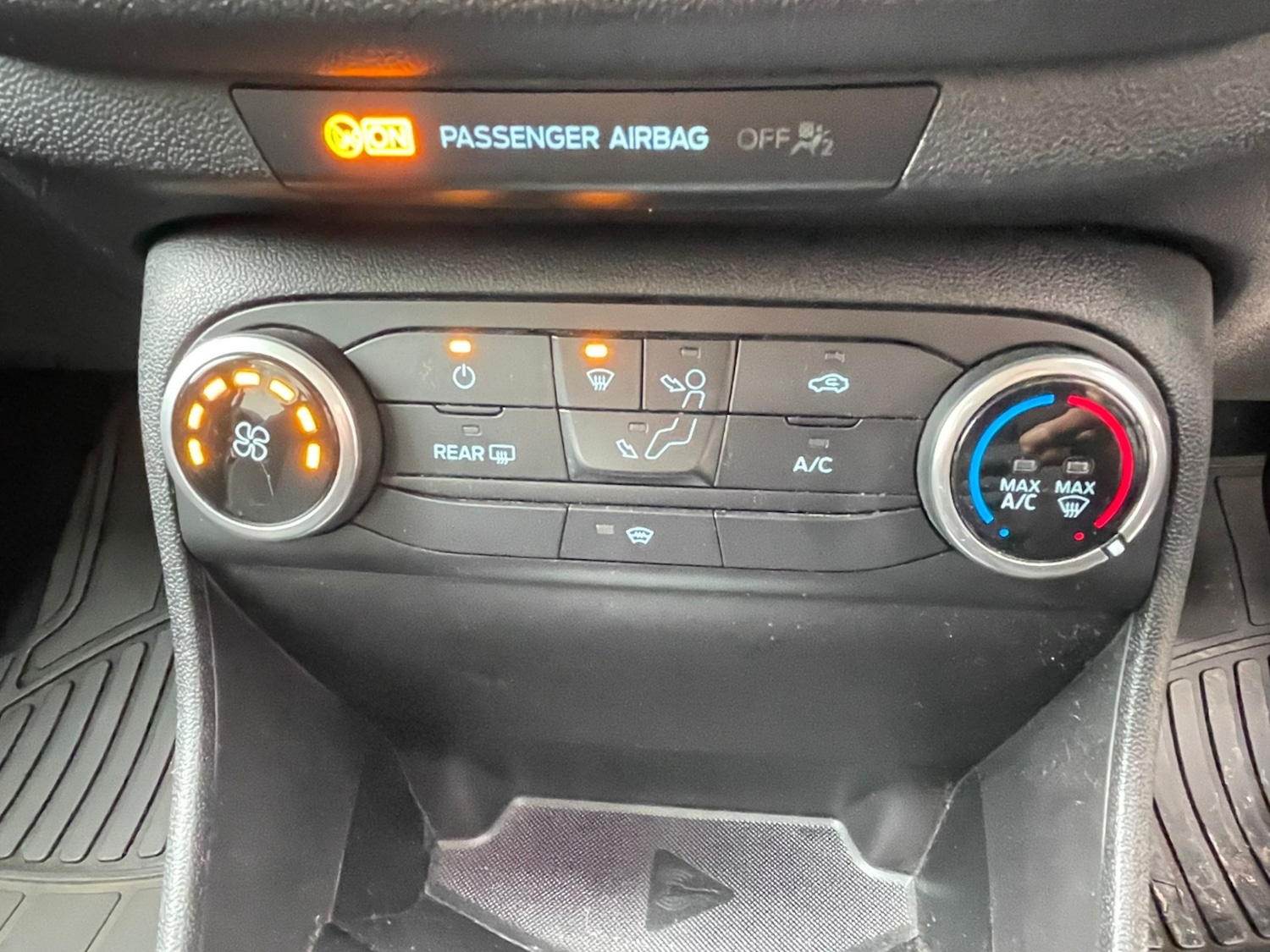 Used Ford Fiesta 2017 for sale - 77356973: Photo 15