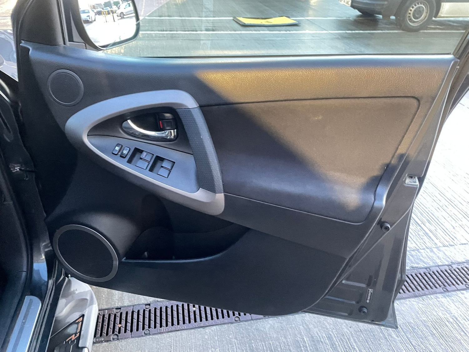 Used Toyota RAV4 2007 for sale - 76845980: Photo 12