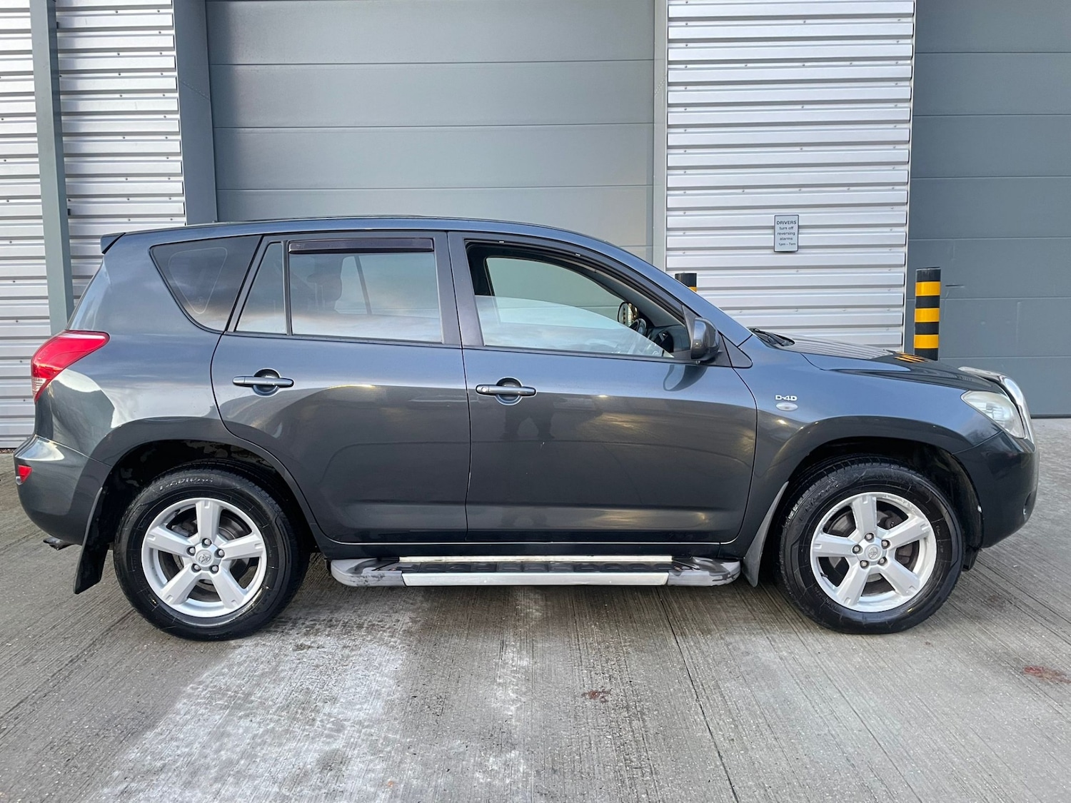 Used Toyota RAV4 2007 for sale - 76845980: Photo 2