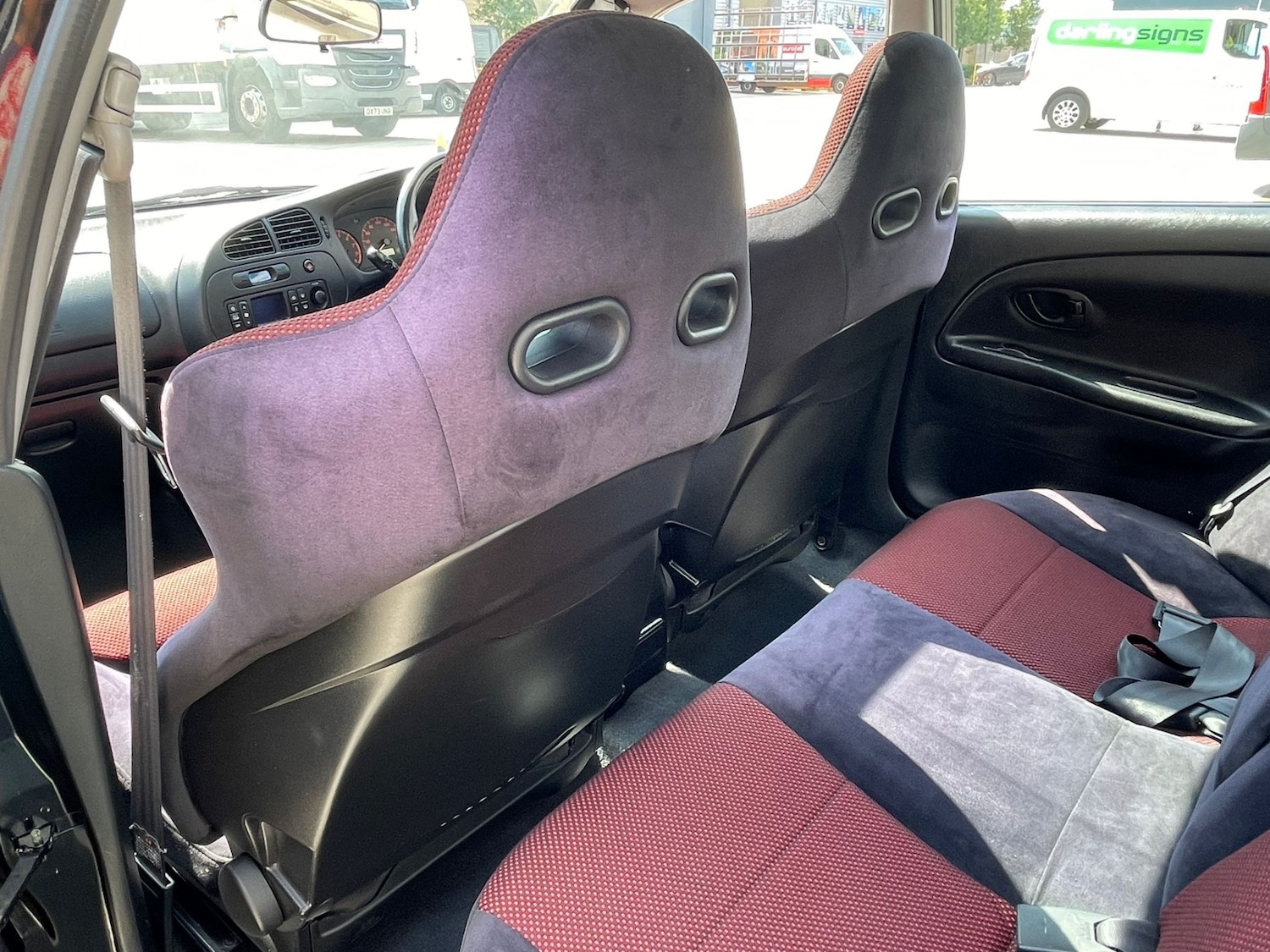 Used Mitsubishi Lancer 2002 for sale - 76265839: Photo 14