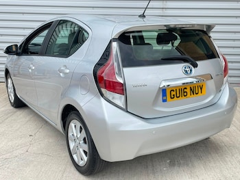 Used Toyota Prius 2016 for sale - 79537655: Photo