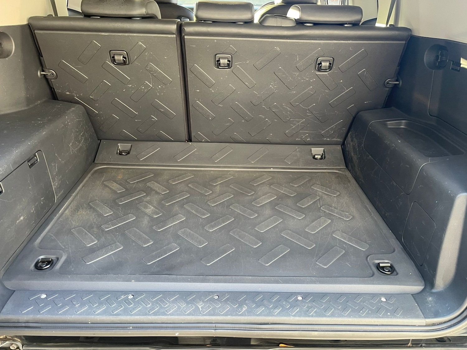 Used Toyota Land Cruiser 2012 for sale - 76637315: Photo 9