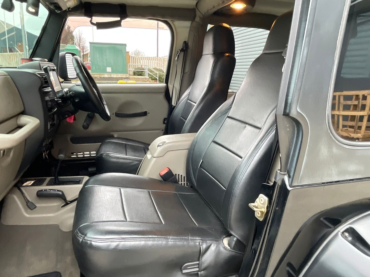 Used Jeep Wrangler 2004 for sale - 77363301: Photo 15