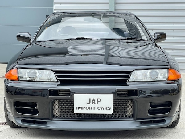 Used Nissan Skyline 1993 for sale - 75653356: Photo 2