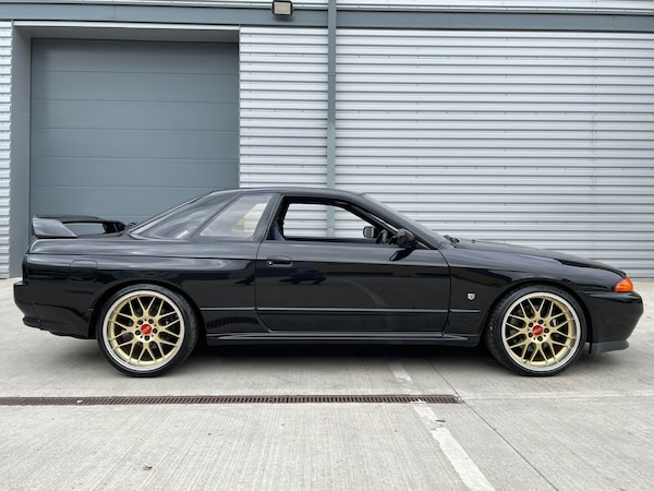 Used Nissan Skyline 1993 for sale - 75653356: Photo 3
