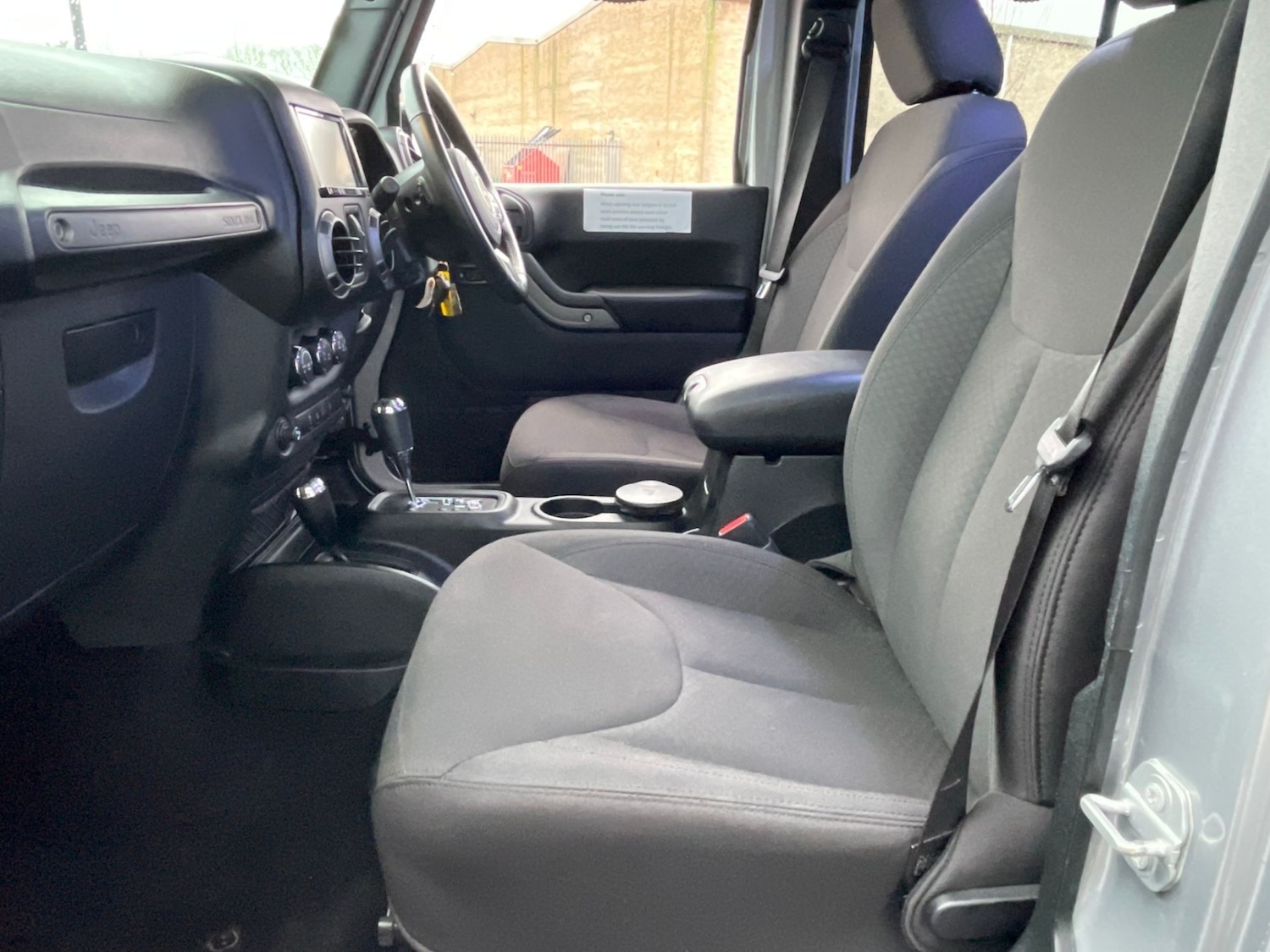 Used Jeep Wrangler 2017 for sale - 77261181: Photo 19