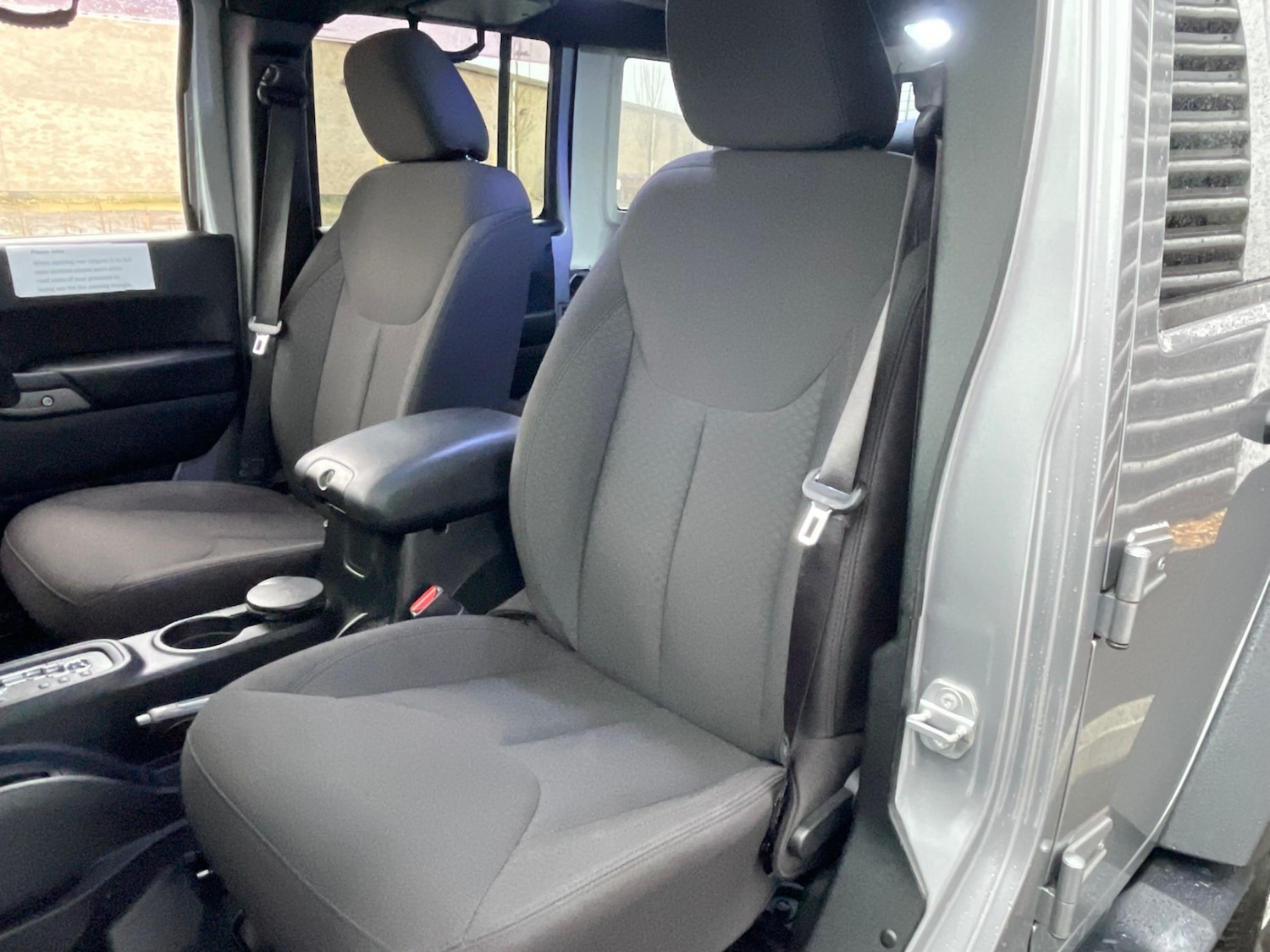 Used Jeep Wrangler 2017 for sale - 77261181: Photo 20