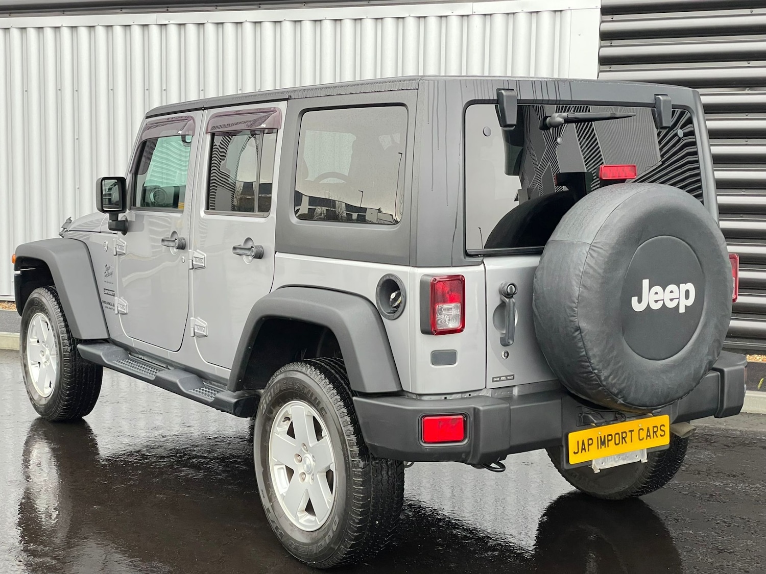Used Jeep Wrangler 2017 for sale - 77261181: Photo 4