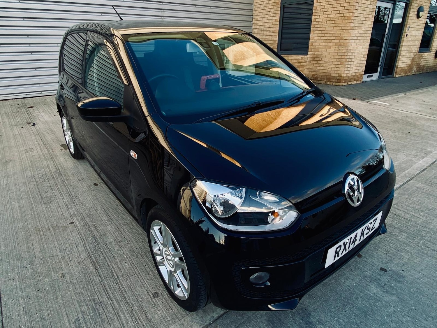 Used Volkswagen up! 2014 for sale - 76770298: Photo 28