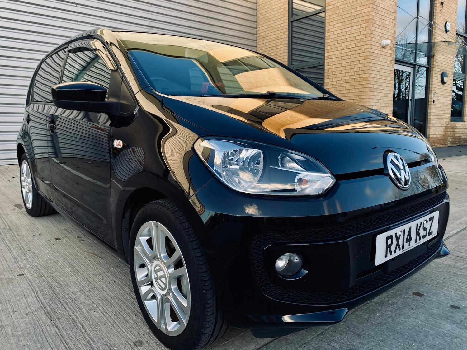 Used Volkswagen up! 2014 for sale - 76770298: Photo 29