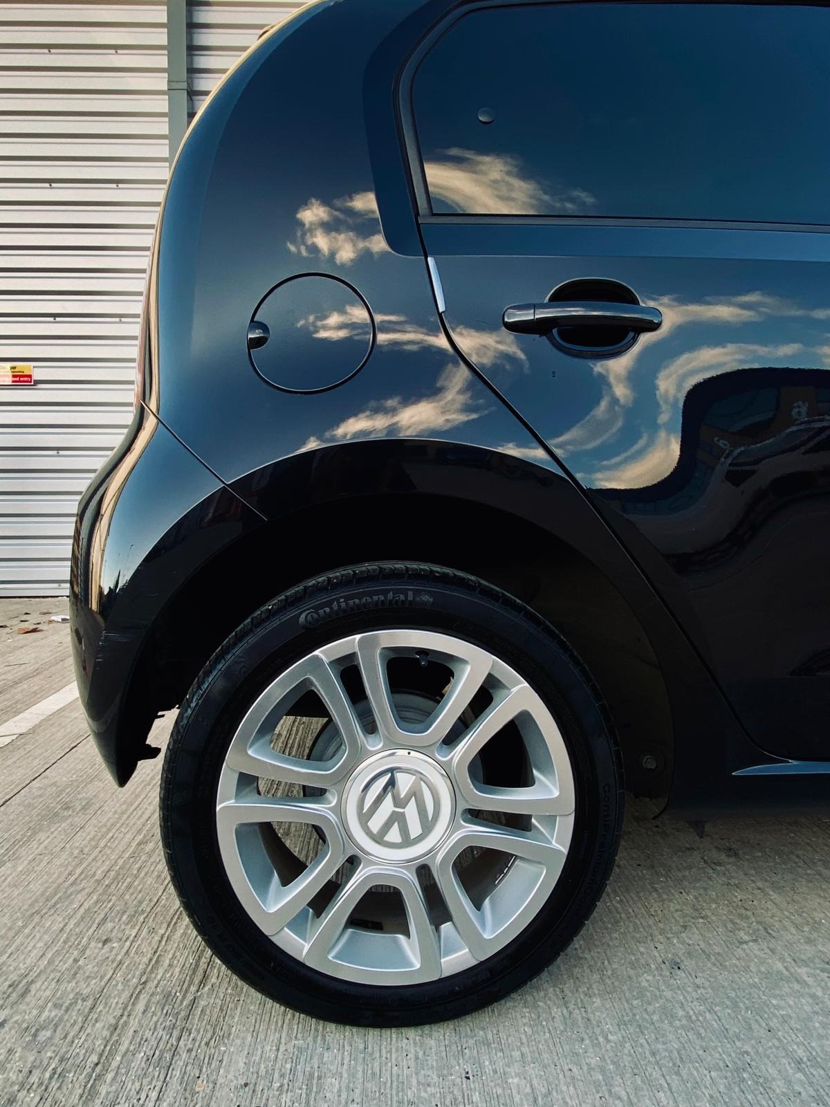 Used Volkswagen up! 2014 for sale - 76770298: Photo 38