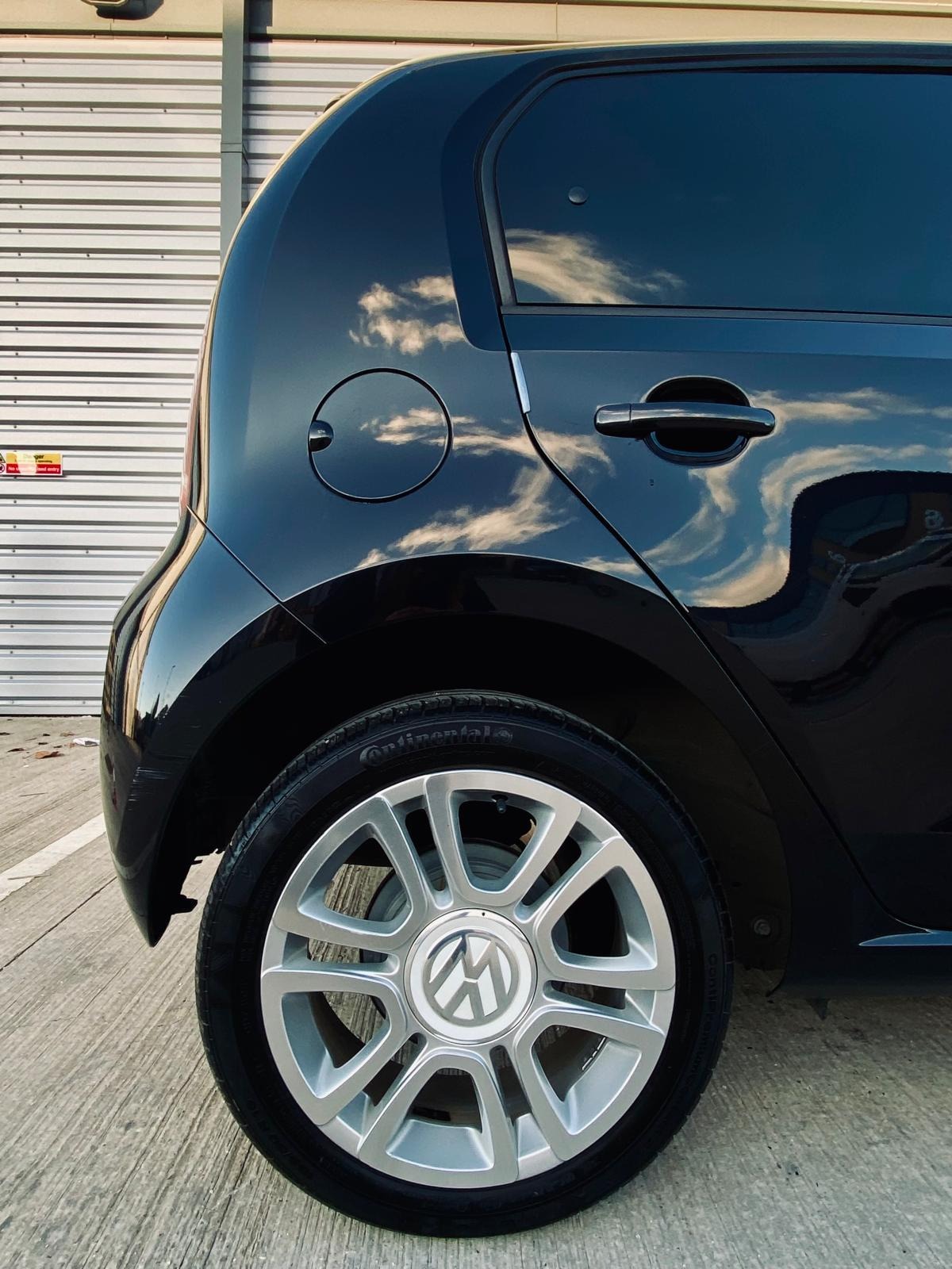 Used Volkswagen up! 2014 for sale - 76770298: Photo 39