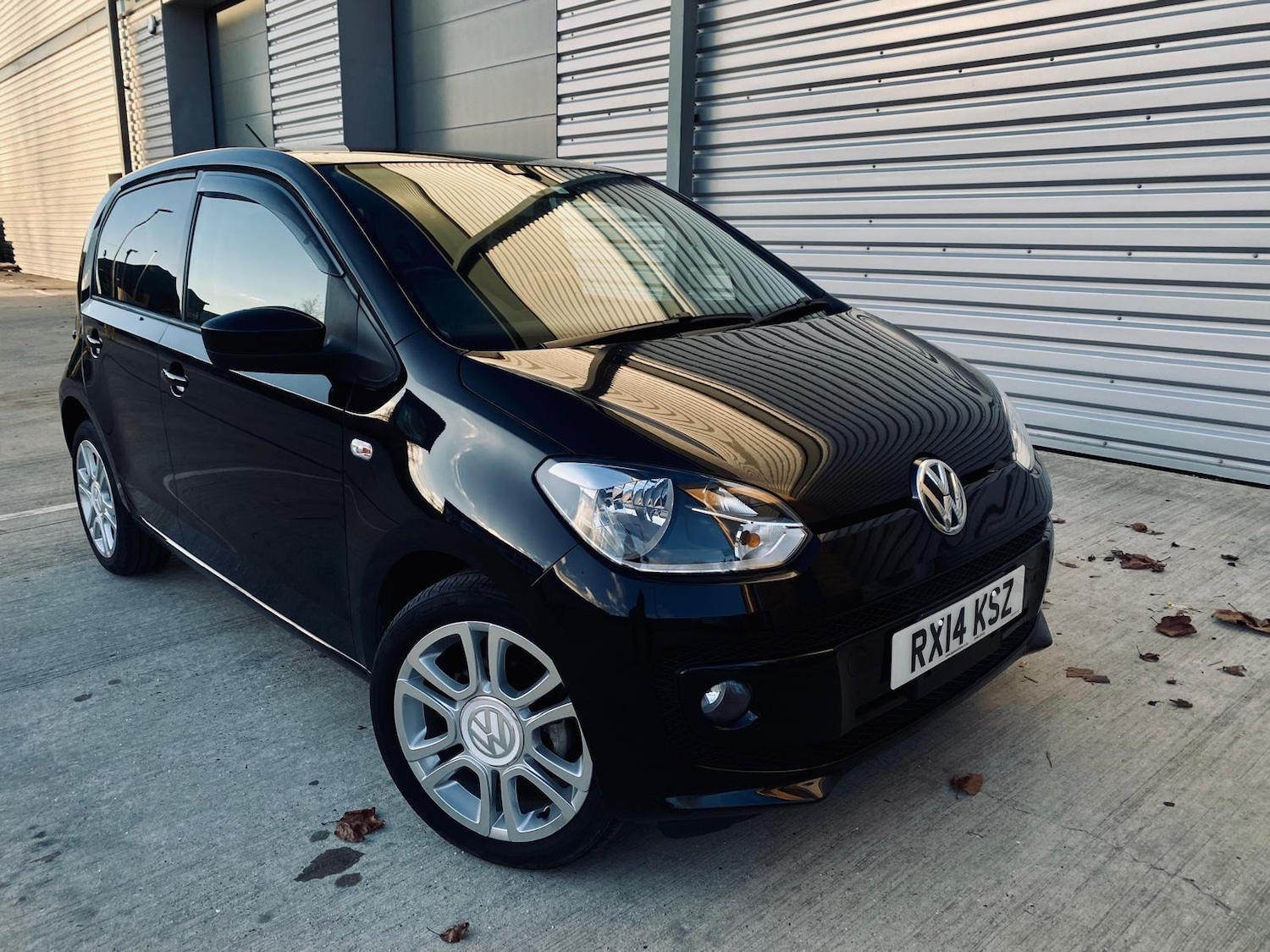 Used Volkswagen up! 2014 for sale - 76770298: Photo 40