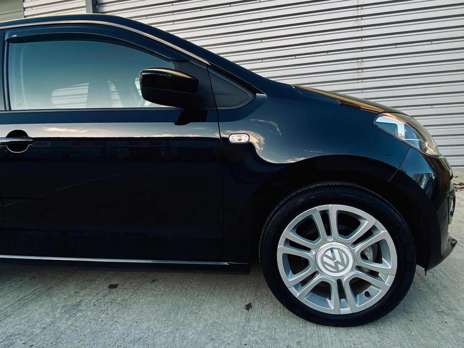 Used Volkswagen up! 2014 for sale - 76770298: Photo 44