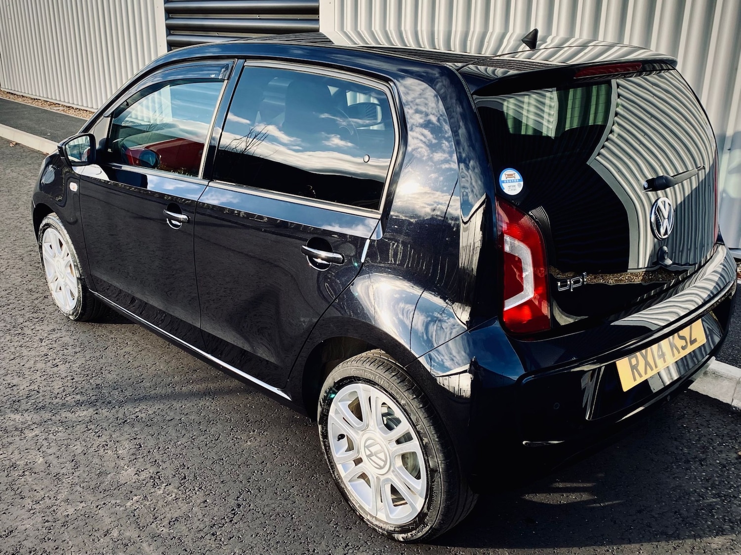 Used Volkswagen up! 2014 for sale - 76770298: Photo 5