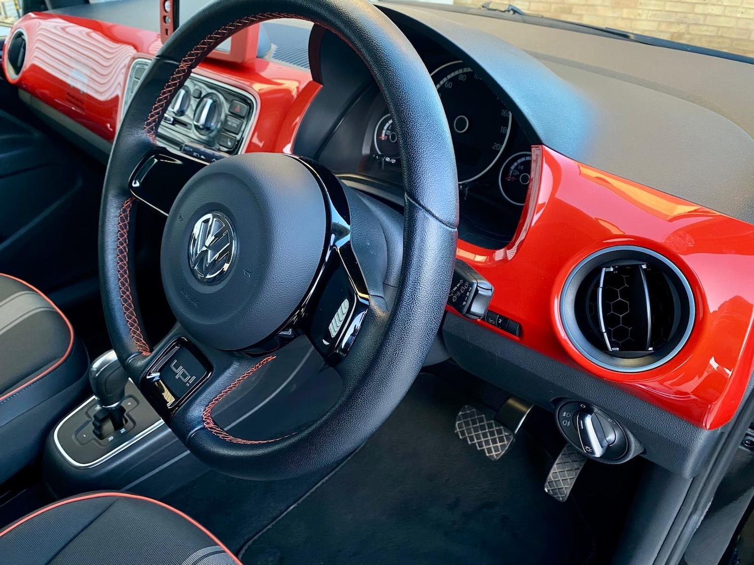 Used Volkswagen up! 2014 for sale - 76770298: Photo 59