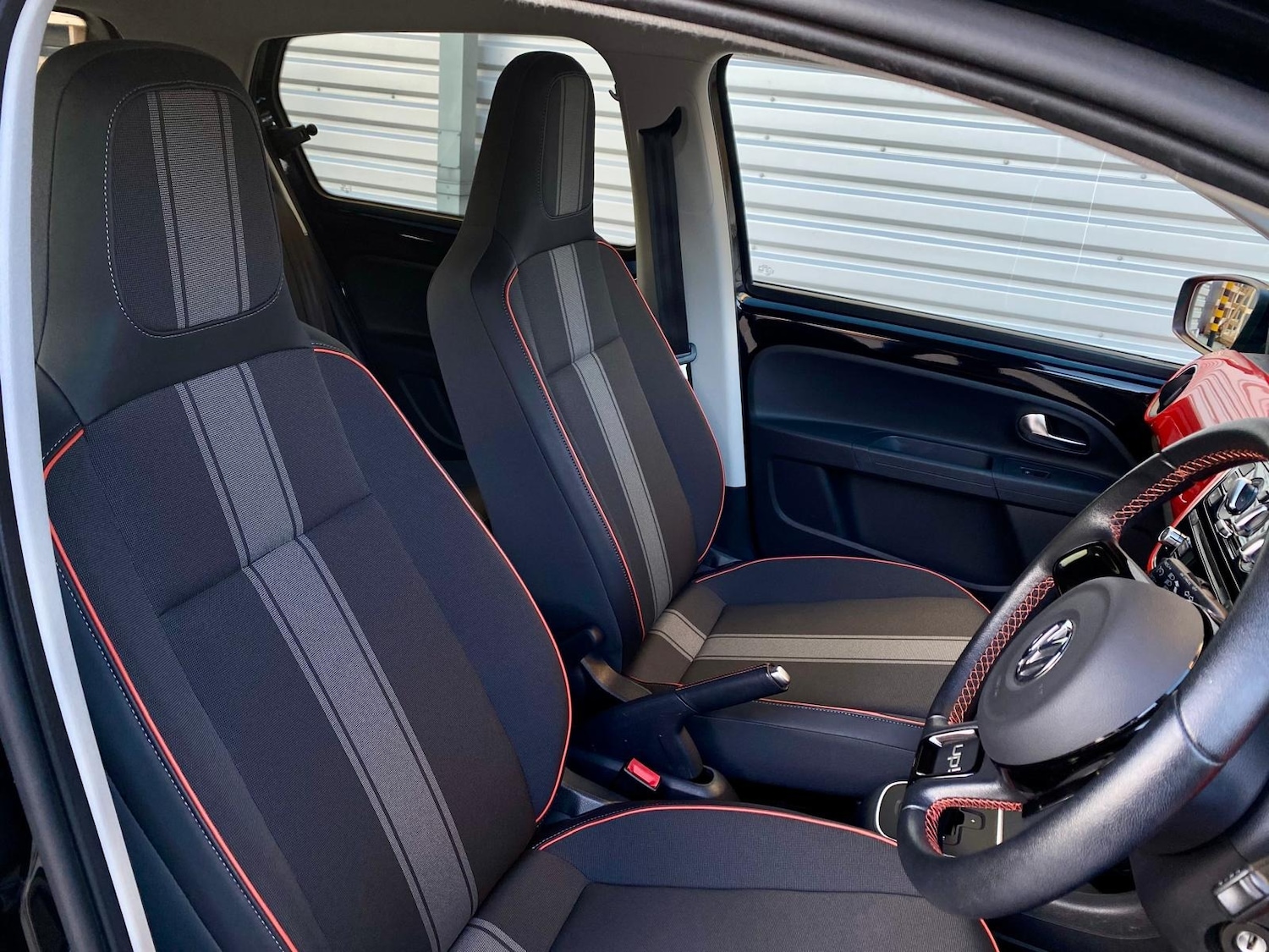 Used Volkswagen up! 2014 for sale - 76770298: Photo 61